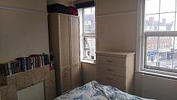 1 Bedroom In Brent Street, London