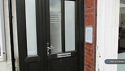 1 Bedroom Flat In Leigh Road, Westhoughton, Bolton, Bl5 (1 Bed) (#1185683)