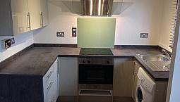 1 Bed Ground Floor Flat, Set In Landscaped Grounds With Free Residents Parking