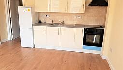 2 Newly Built 1 Bedroom Apartments To Rent In Docklands (east India Dock Rd) £1200 Pcm 