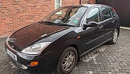 2001 Black Ford Focus Ghia Hatchback 1.6 Auto Petrol Engine 5 Doors