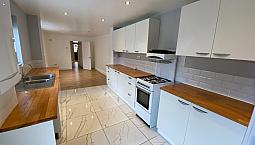 Newly Refurbished 3/4 Bedroom 3 Receptions House 2 Toilets To Let Near Stratford E7 9Ew