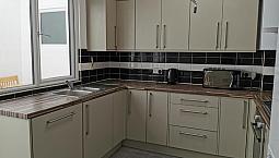 *Additional Hmo* Flat-Share En-Suite Double Rooms In 3 Bed Ground Floor Flat In Roman Rd E3