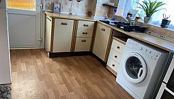 4 Bedroom House Garden And Drive Way At Near Preston Rd Stat Ion 