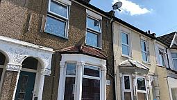 2 Bedroom 1St Floor Flat In Edmonton, N18, Local To Edmonton Green Station