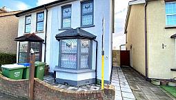Beautiful 3 Bedroom House In The Heart Of Bexleyheath Da7