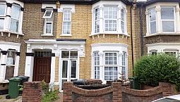 4 Bedrooms, 2 Bathrooms, 2 Reception Rooms House - Leyton/Leytonstone E11