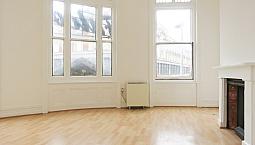 Spacious One Double Bedroom Apartment - St. John`s Hill, Clapham, London, Sw11