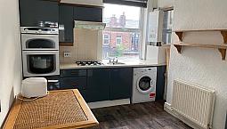 Large 1 Bed Self Contained Apartment , Fog Lane , Didsbury