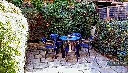 6 Bedroom House In Harberson Road, London, Sw12 (6 Bed) (#1135848)