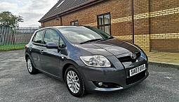 2007 Toyota Auris 1.4t3 5dr In Grey Metallic. 