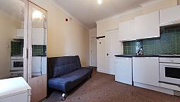 Lovely Self-Contained Studio Flat In Willesden Green 