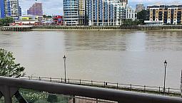 2 Bedroom Flat In Watermans Quay, London, Sw6