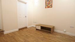 A Ground Floor 2 Bed Flat With Large Private Patio Garden *Redecorated* Brand New Bathroom