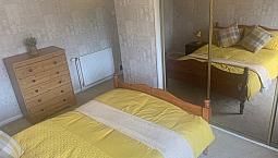 Short Let 3 Bedroom Townhouse. 