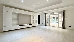 Stunning 5 Bedroom 3 Bathroom House Available Now. 
