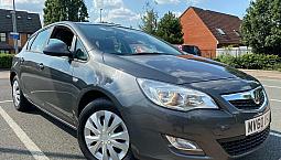 2011 Vauxhall Astra Exclusive 1.6 Petrol + Excellent Condition 