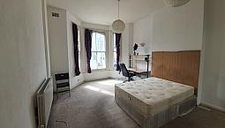 (oberstein Rd) Clean Well-presented All-inclusive Large Dbl Room 3 Min From Clapham Junction 