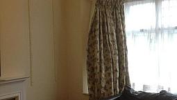2 Bedroom Flat In Parade Mansions, London, Nw4 (2 Bed) (#1082853)