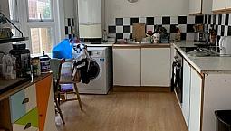 4 Bedroom House In Fentons Avenue, London, E13 (4 Bed) (#1134066)