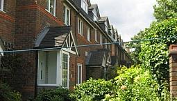 1 Bedroom House In Owen Walk, London, Se20 (1 Bed) (#405849)