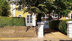 1 Bedroom Flat In Castelnau, London, Sw13 (1 Bed) (#816164)