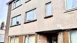 1 Bedroom Flat In Kelburn Court, Largs, Ka30 (1 Bed) (#1027869)