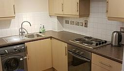 2 Bedroom Flat In Effra Parade, London, Sw2 (2 Bed) (#1153040)