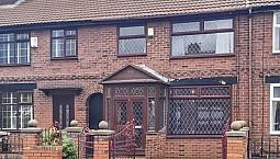 Chadderton, 3 Bedroom, Driveway, Back Garden, Big Garage, Kitchen, Not Furnished