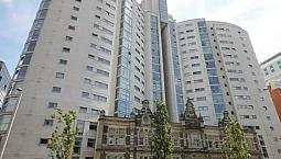 2 Bedroom Flat In Altolusso, Cardiff, Cf10