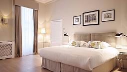 One Bedroom Mayfair Short Lets £1050 Per Week All Bills And Free Wifi