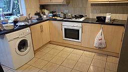 £450  Medium Double Room Harrow Wealdstone Harkett  Close